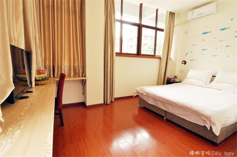 Renli Hotel Ченду Екстер'єр фото