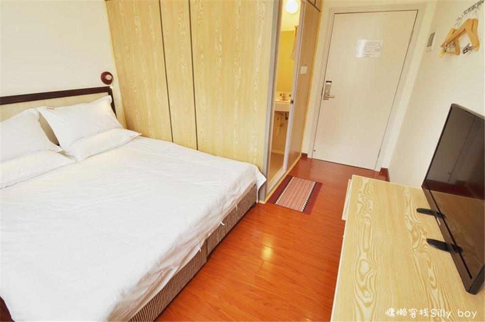 Renli Hotel Ченду Екстер'єр фото