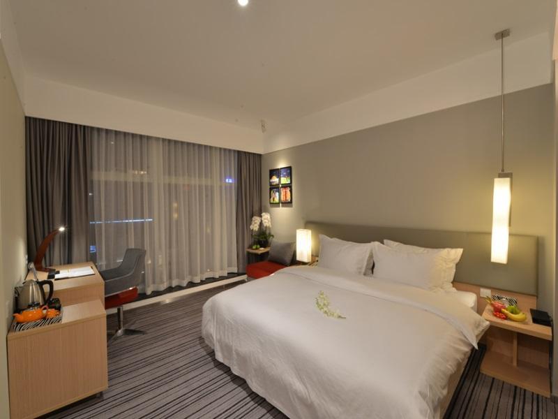 Renli Hotel Ченду Екстер'єр фото
